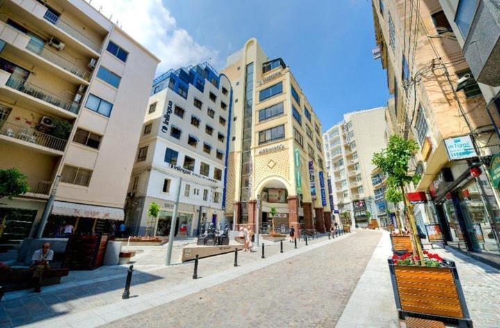 Stunning 2Br Holiday Penthouse In Central Sliema Eksteriør bilde
