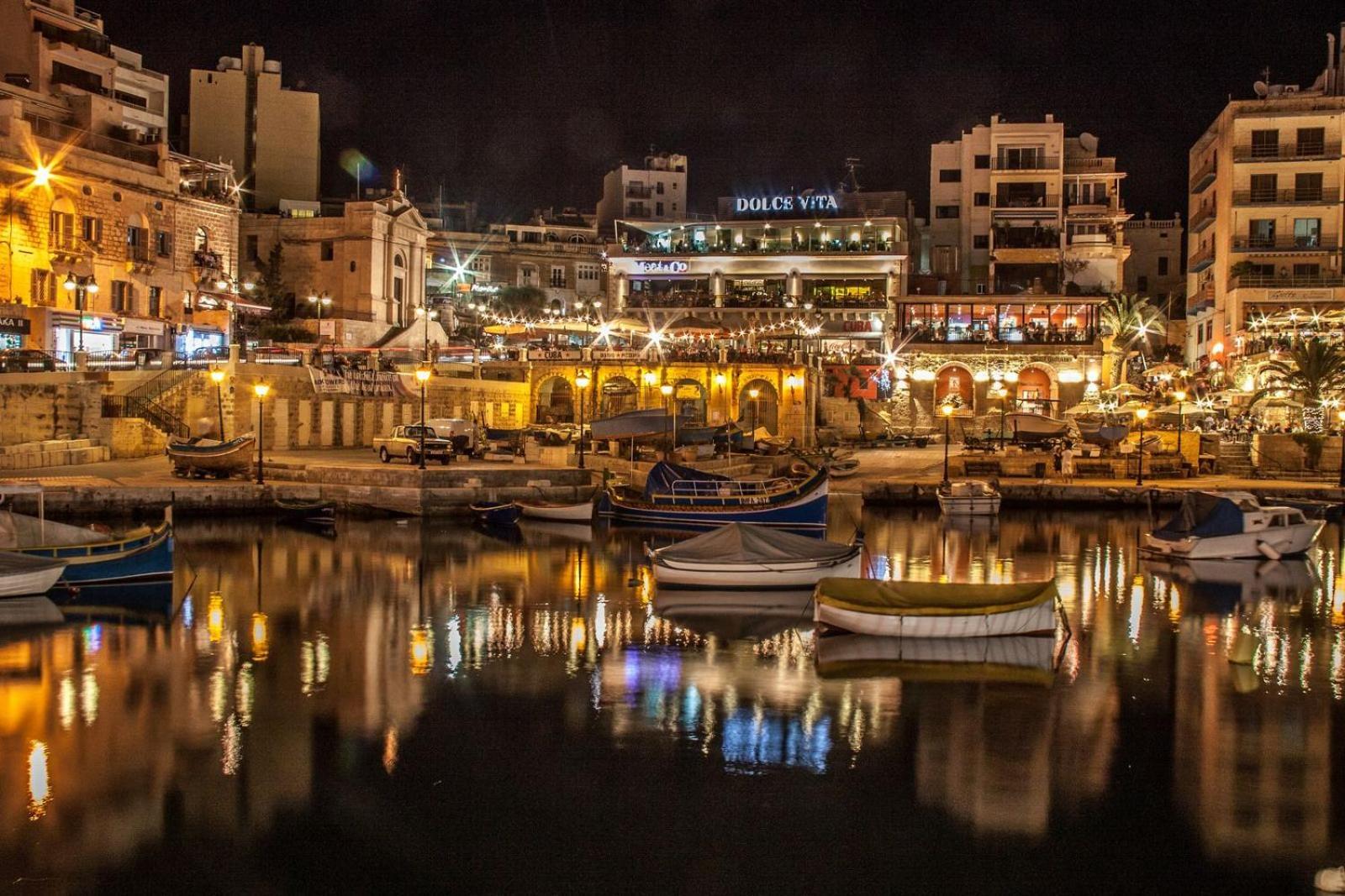 Stunning 2Br Holiday Penthouse In Central Sliema Eksteriør bilde